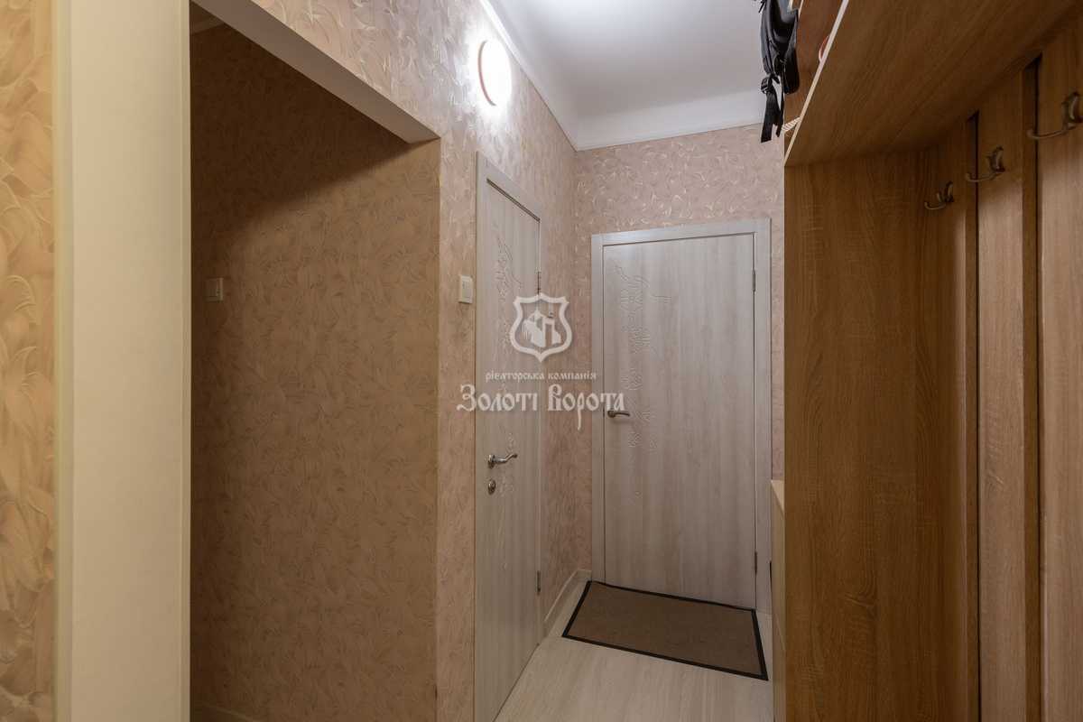 Продажа 2-комнатной квартиры 41.7 м², Науки просп., 78