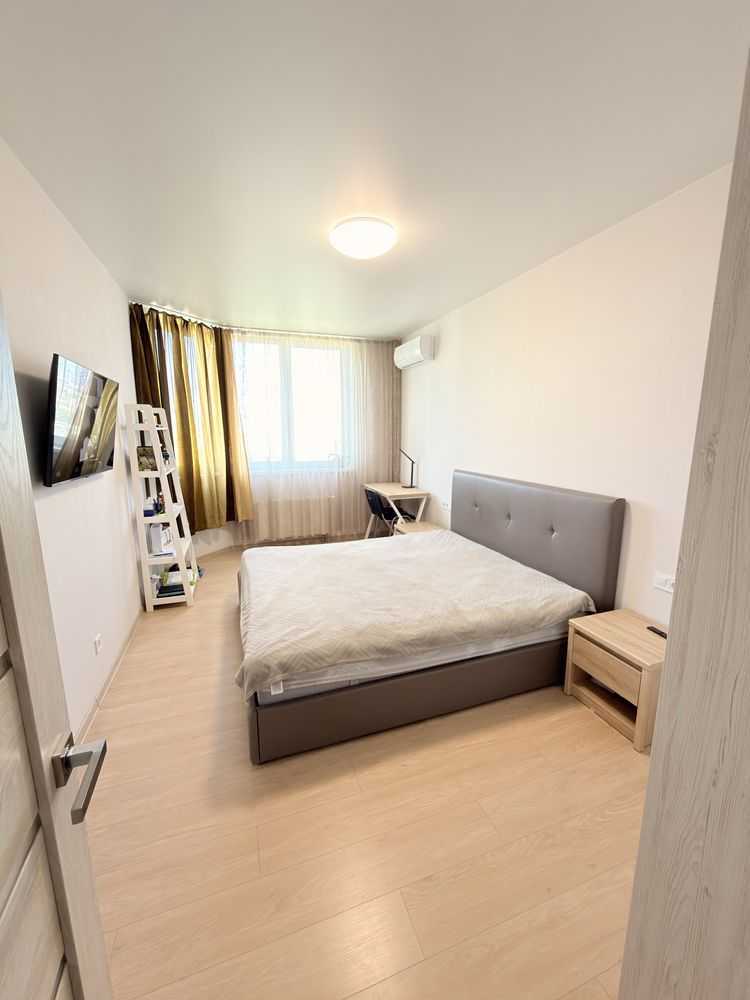 Продажа 2-комнатной квартиры 61 м², Отрадный просп.
