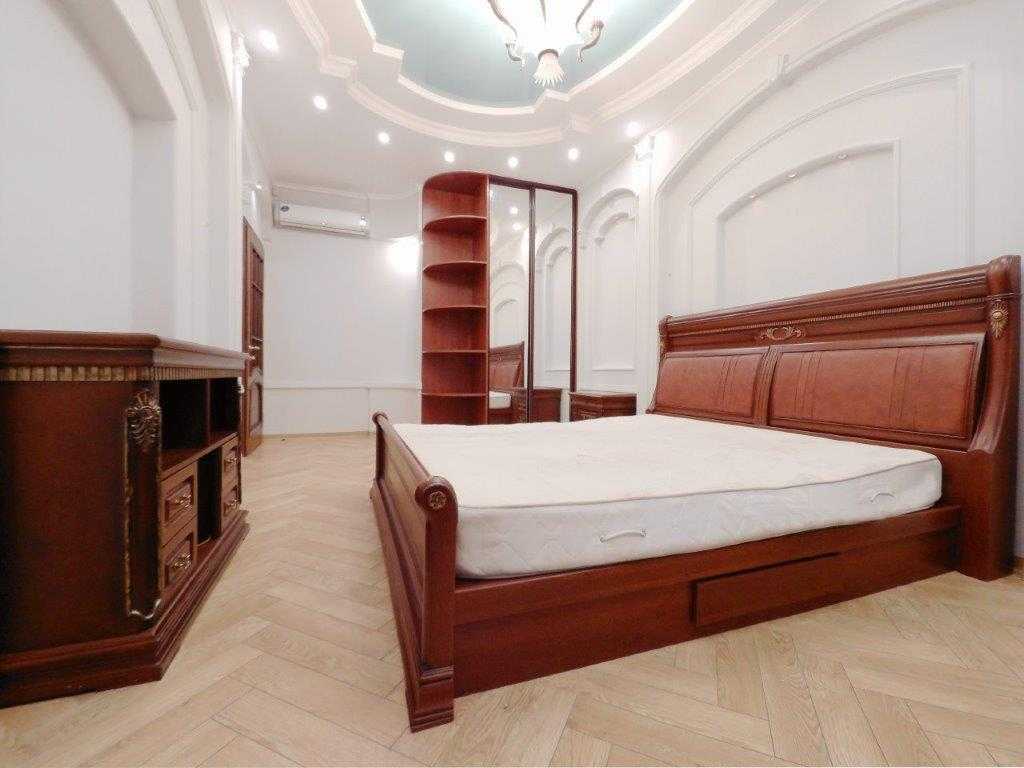 Аренда 3-комнатной квартиры 135 м², Саксаганского ул., 121