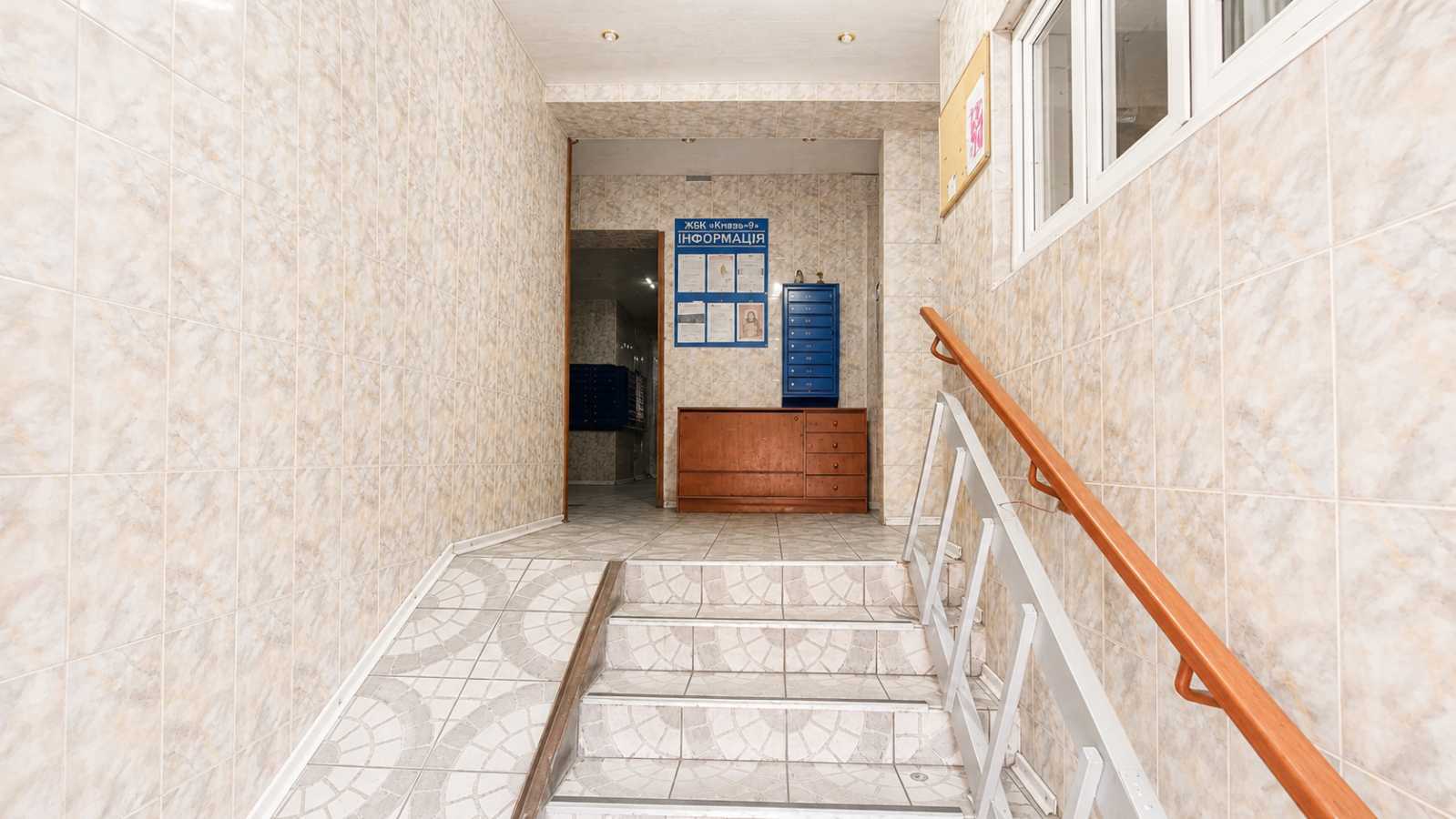 Продаж 2-кімнатної квартири 50.7 м², Володимира Висоцького бул., 4