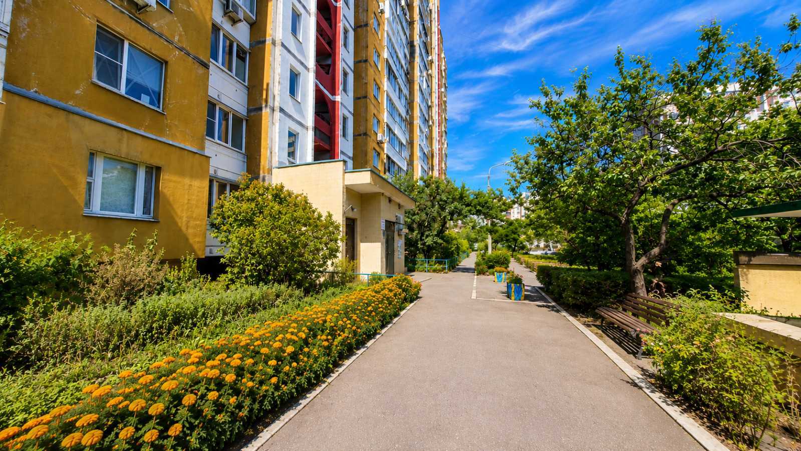 Продаж 2-кімнатної квартири 50.7 м², Володимира Висоцького бул., 4