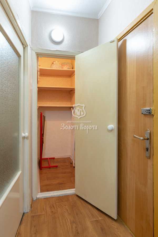 Продажа 1-комнатной квартиры 36 м², Героев Днепра ул., 61