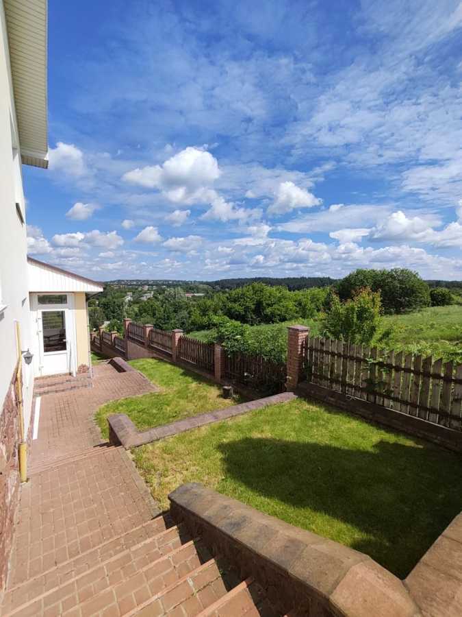 Продажа дома 427 м², Центральна