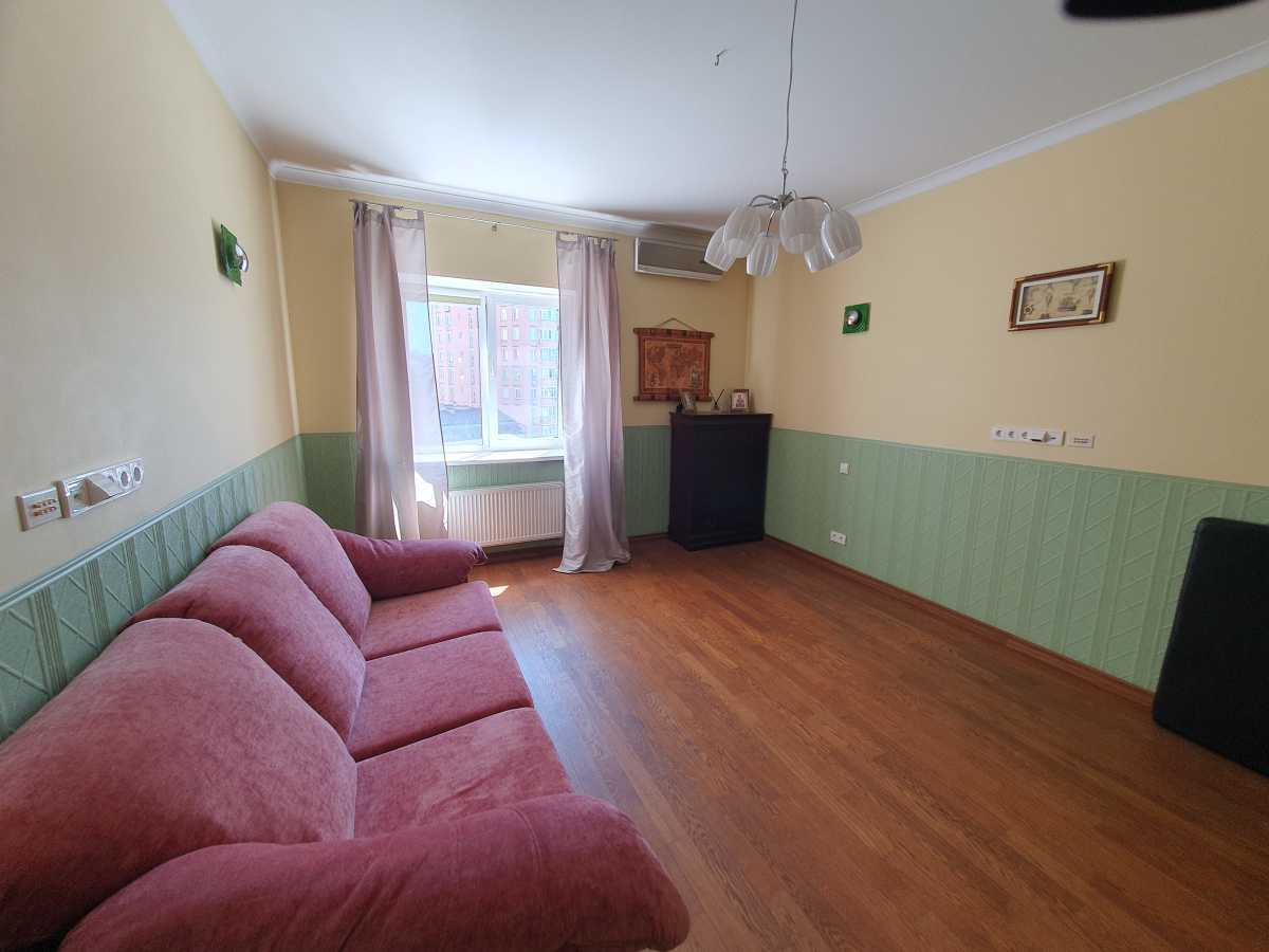 Аренда 3-комнатной квартиры 120 м², Вячеслава Черновола ул., 25