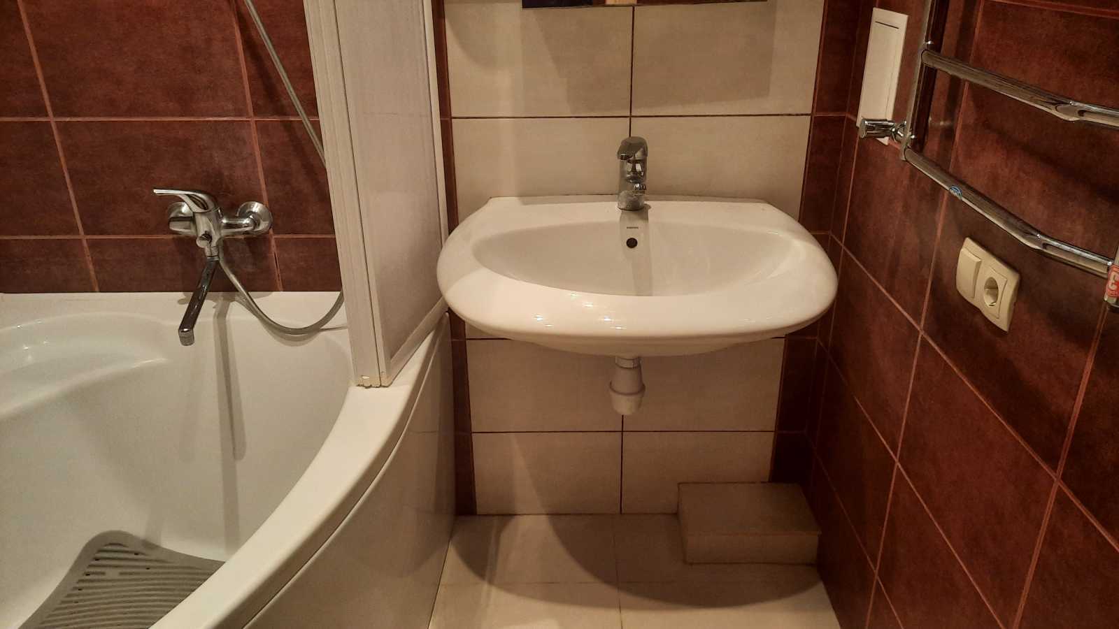 Продажа 2-комнатной квартиры 68 м², Печерский спуск, 8