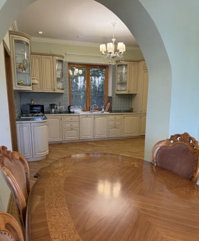 Аренда дома 140 м², Каманина ул.