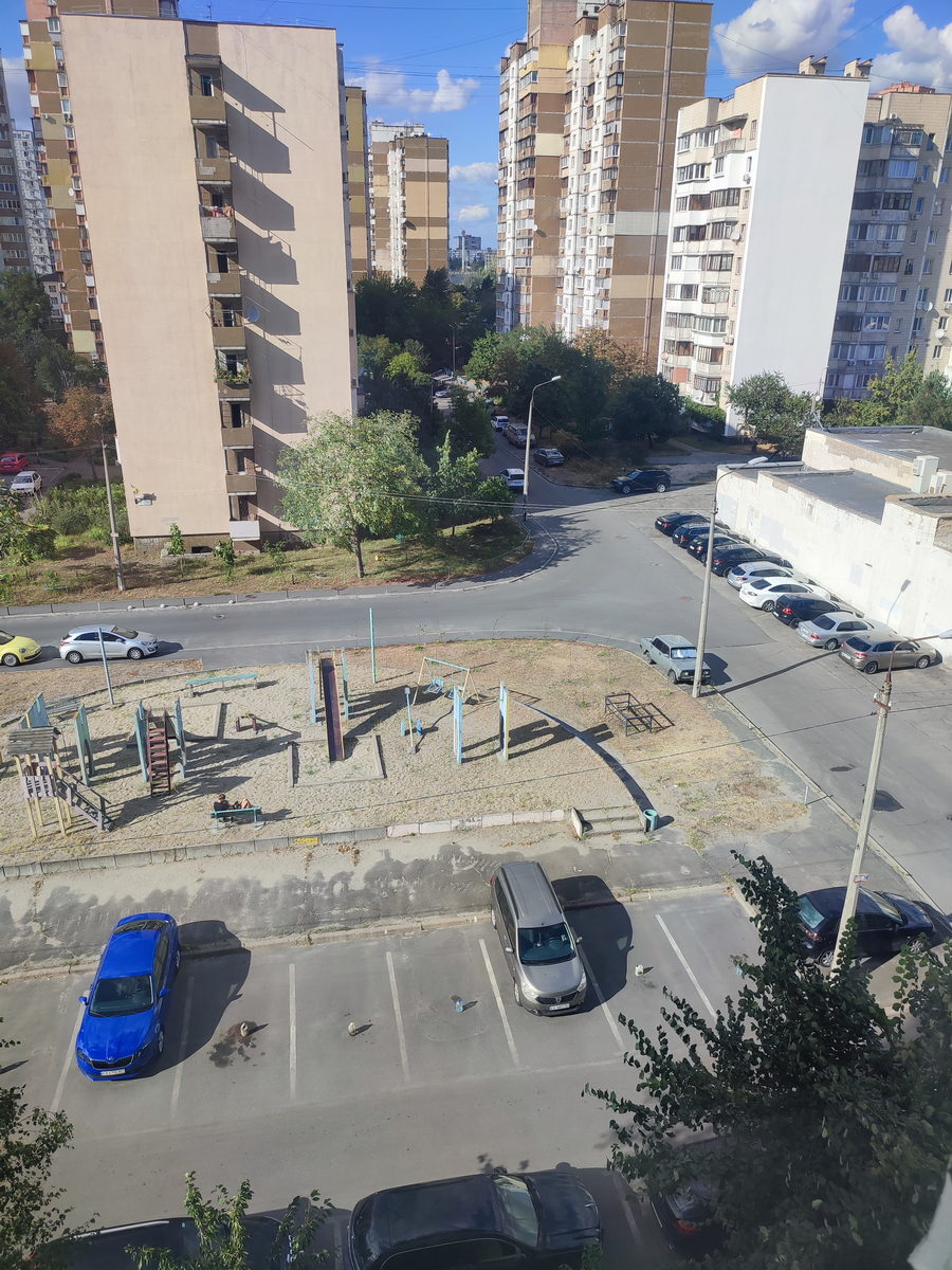 Аренда 3-комнатной квартиры 70 м², Драгоманова ул., 9