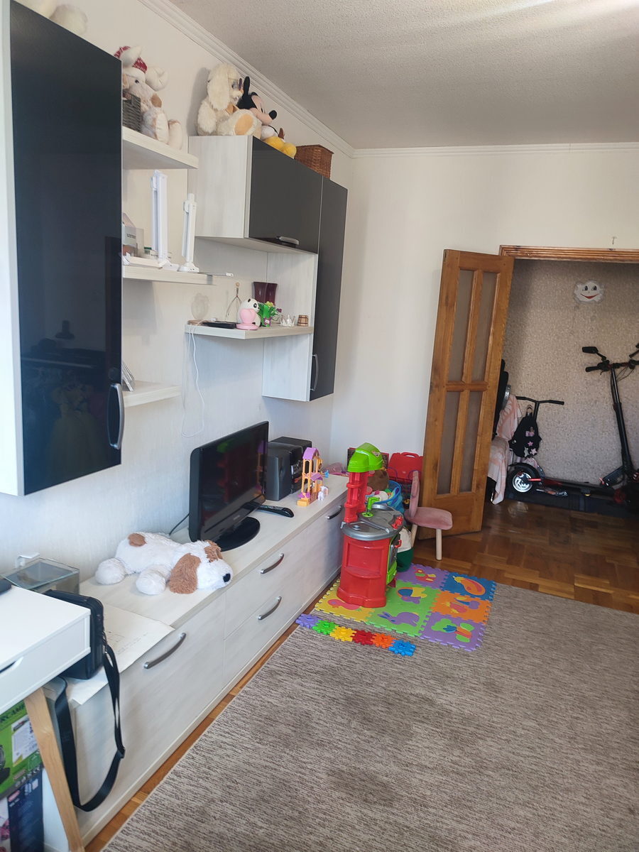 Аренда 3-комнатной квартиры 70 м², Драгоманова ул., 9