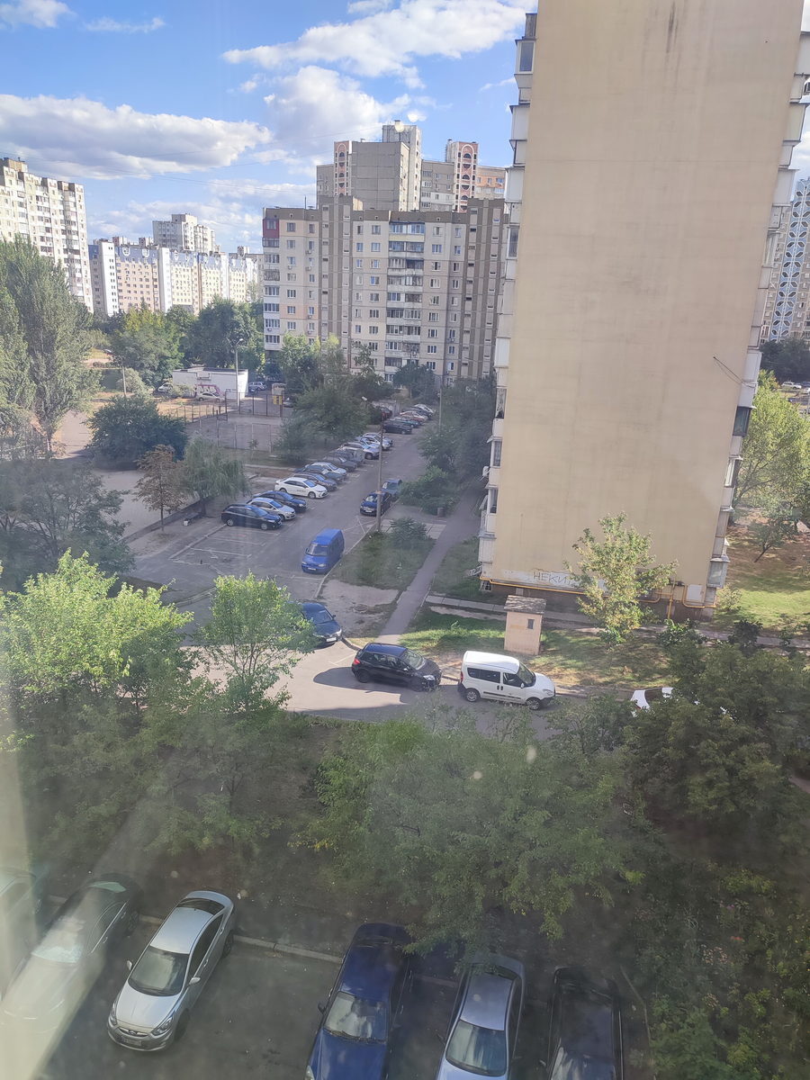 Аренда 3-комнатной квартиры 70 м², Драгоманова ул., 9