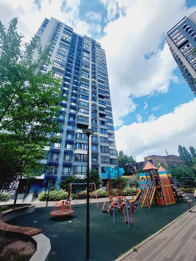 Аренда 1-комнатной квартиры 48 м², Шолуденко ул., 1В