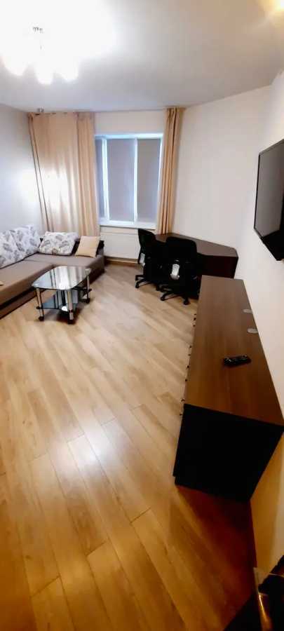 Аренда 1-комнатной квартиры 52 м², Иорданская ул., 1