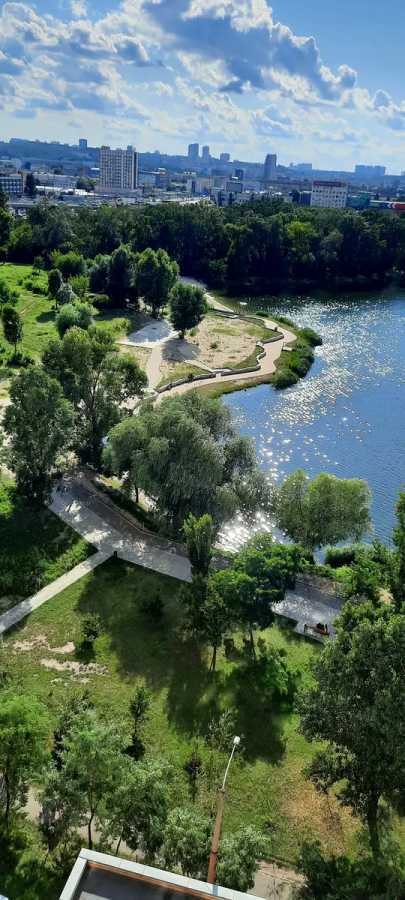 Аренда 1-комнатной квартиры 52 м², Иорданская ул., 1