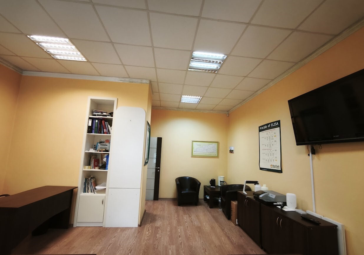 Продажа 2-комнатной квартиры 56 м², Кирилловская ул.