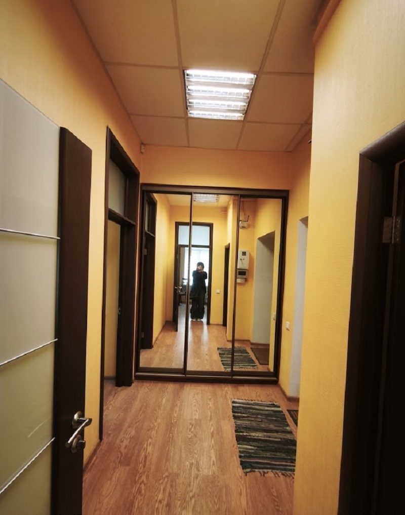 Продажа 2-комнатной квартиры 56 м², Кирилловская ул.