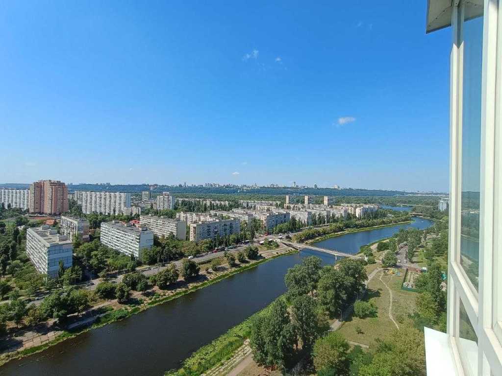 Продаж 4-кімнатної квартири 142 м², Ованеса Туманяна вул., 15А