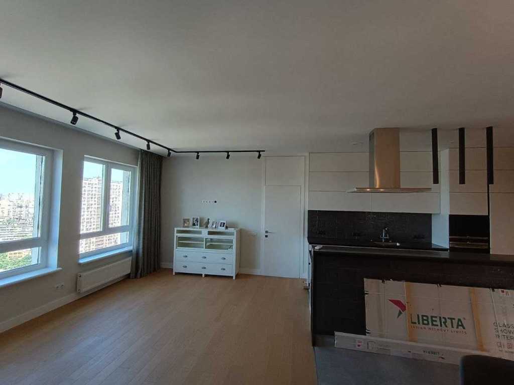 Продажа 3-комнатной квартиры 143 м², Ованеса Туманяна ул., 15А