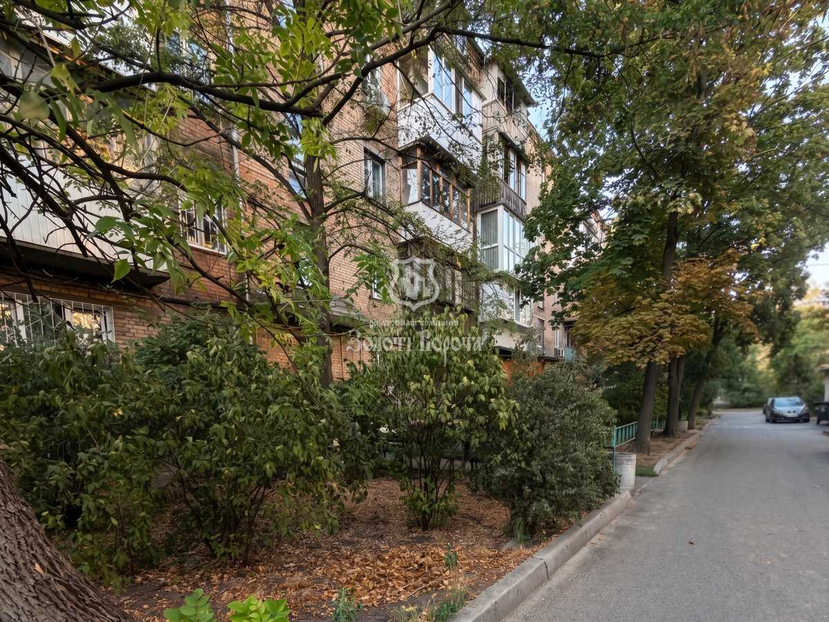 Продажа 3-комнатной квартиры 58.1 м², Уінстона Черчілля, 24