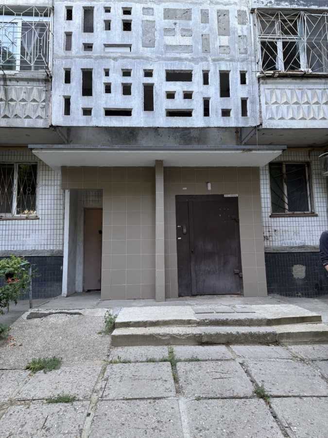Продажа 3-комнатной квартиры 63 м², Архитекторская ул., 14