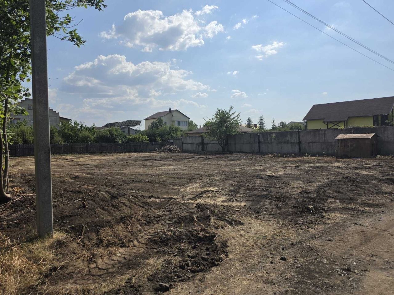 Продажа участка под индивидуальное жилое строительство 12 соток, Ньютона ул.