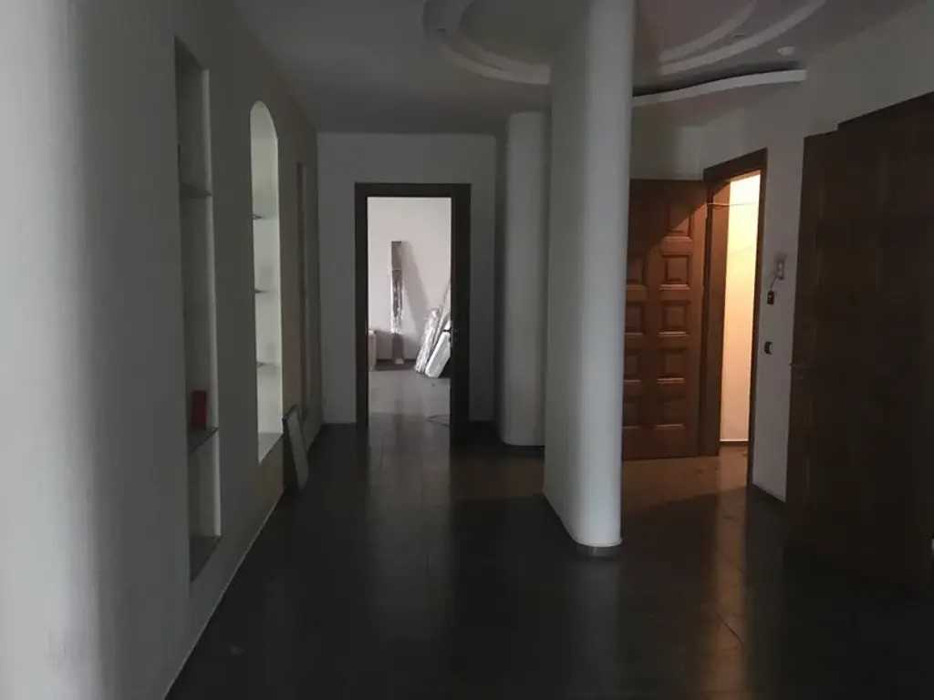 Продажа 3-комнатной квартиры 193.2 м², Ковпака ул., 17