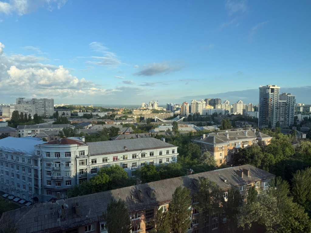 Оренда 1-кімнатної квартири 67 м², Євгена Коновальця вул., 44А
