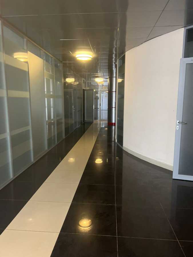 Аренда офиса 2357 м², Тараса Шевченко бул., 37/122