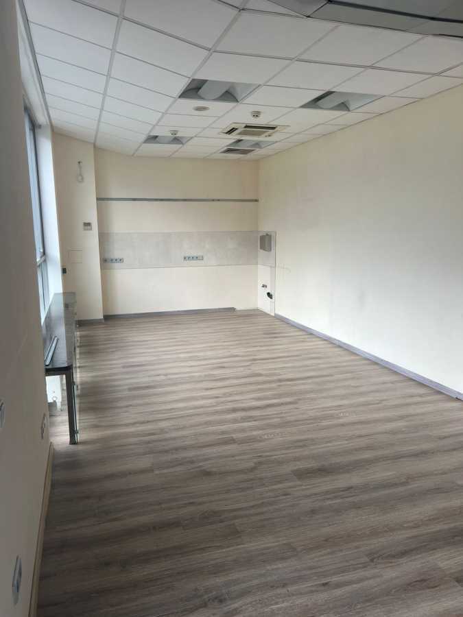 Аренда офиса 2357 м², Тараса Шевченко бул., 37/122