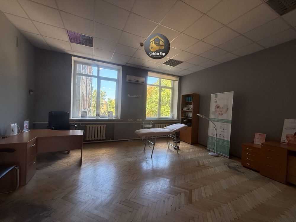 Аренда офиса 35.1 м², Евгения Коновальца ул., 31