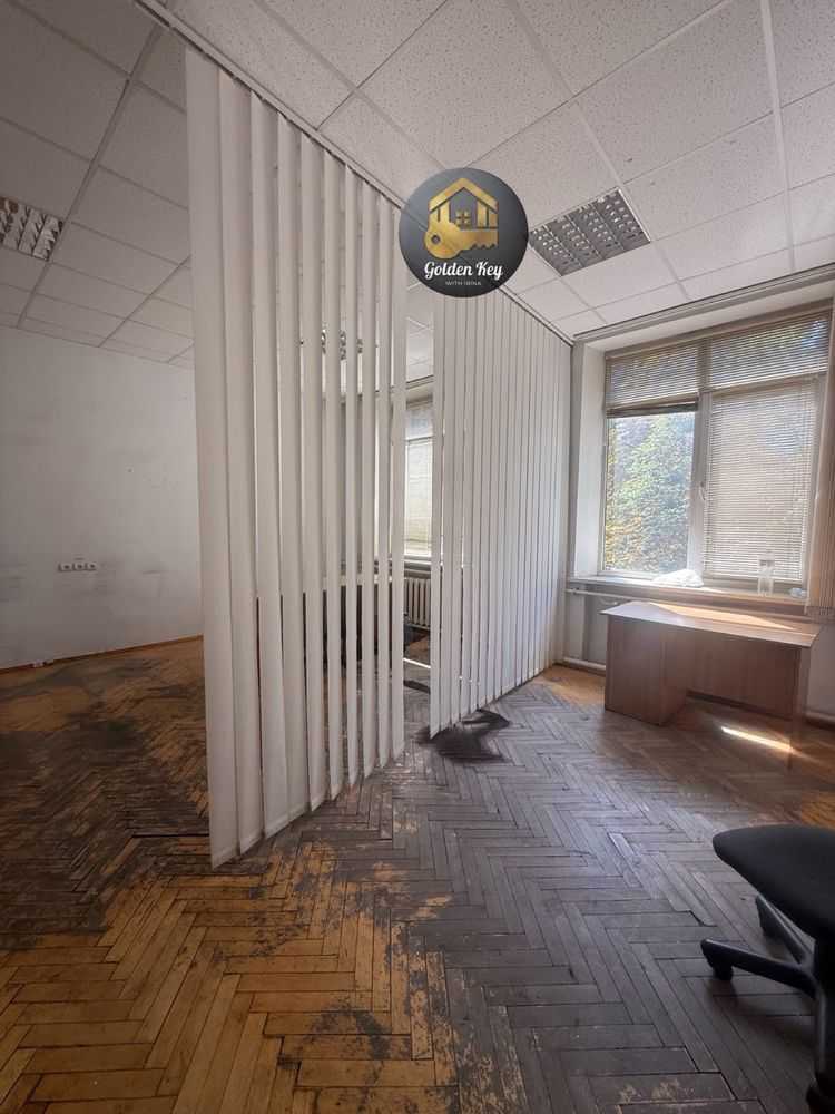 Аренда офиса 51.9 м², Евгения Коновальца ул., 31