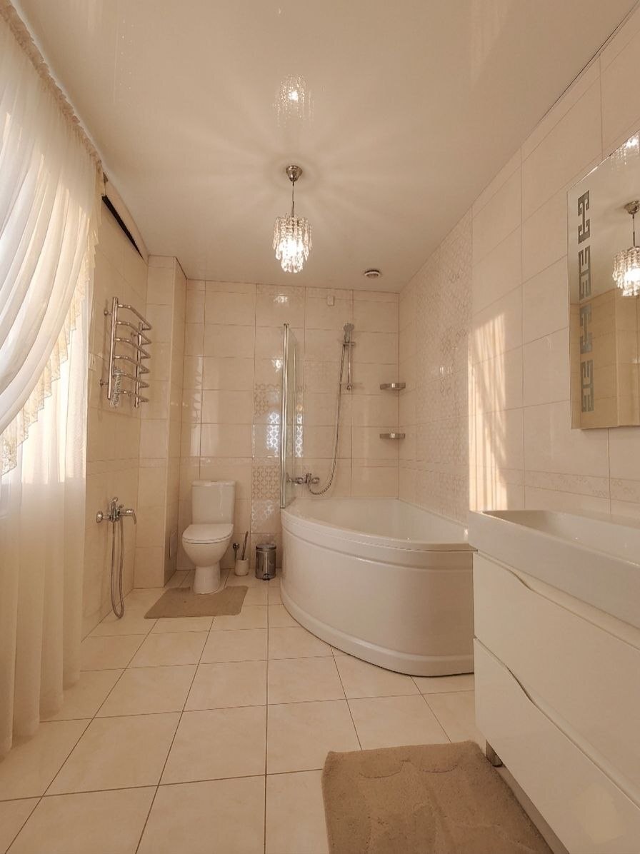 Продаж будинку 340 м²