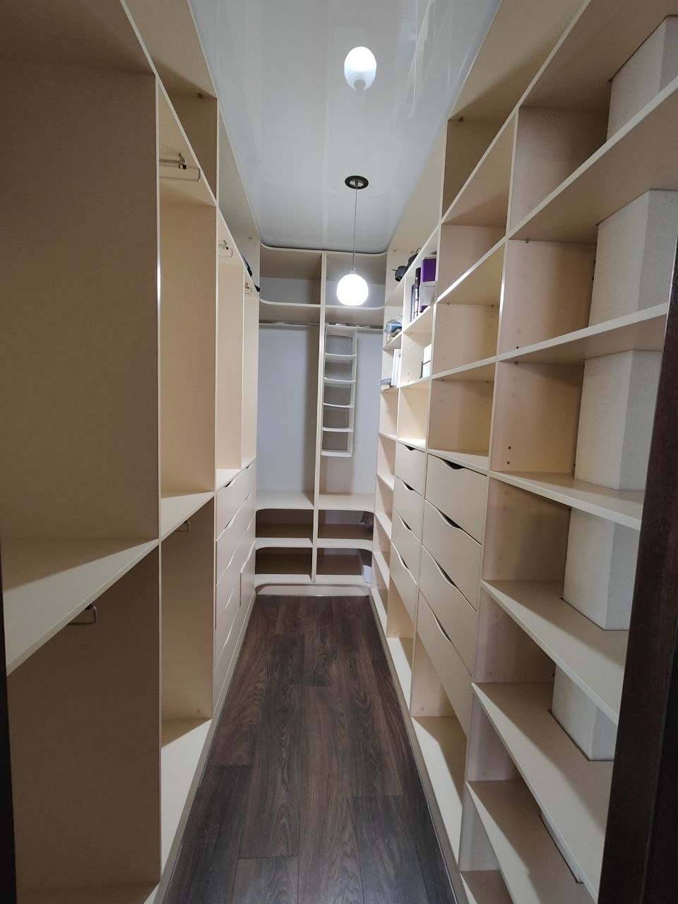 Продаж будинку 340 м²