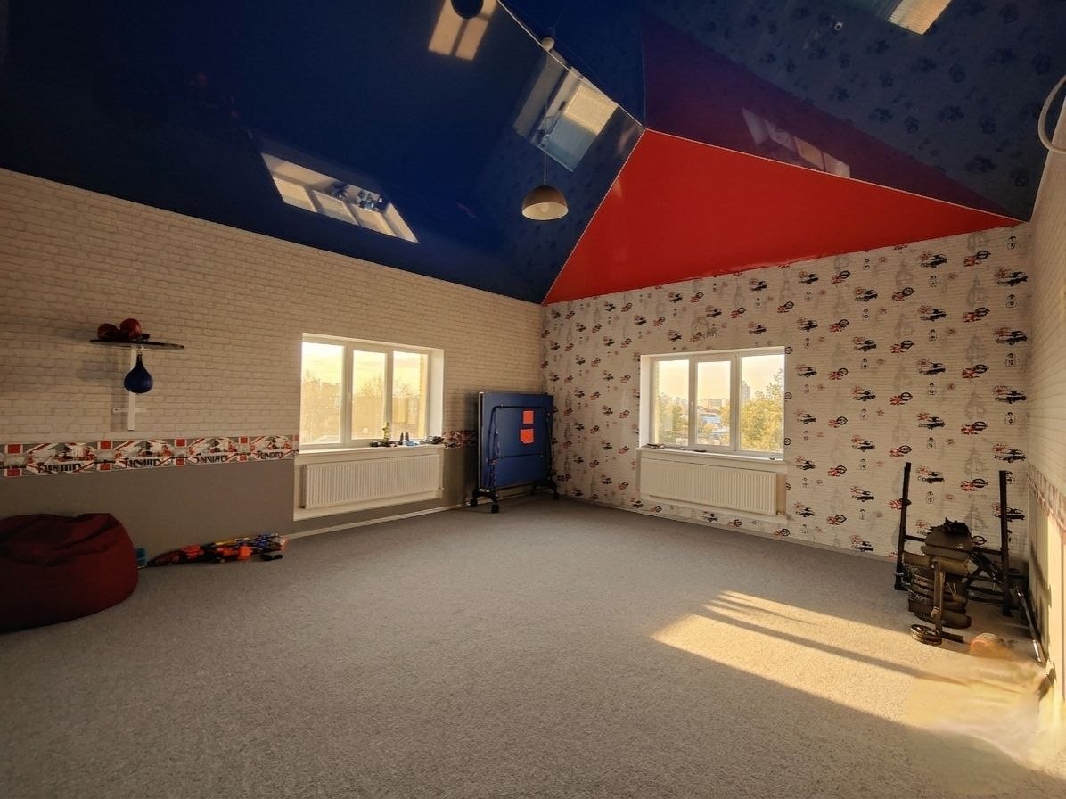 Продаж будинку 340 м²
