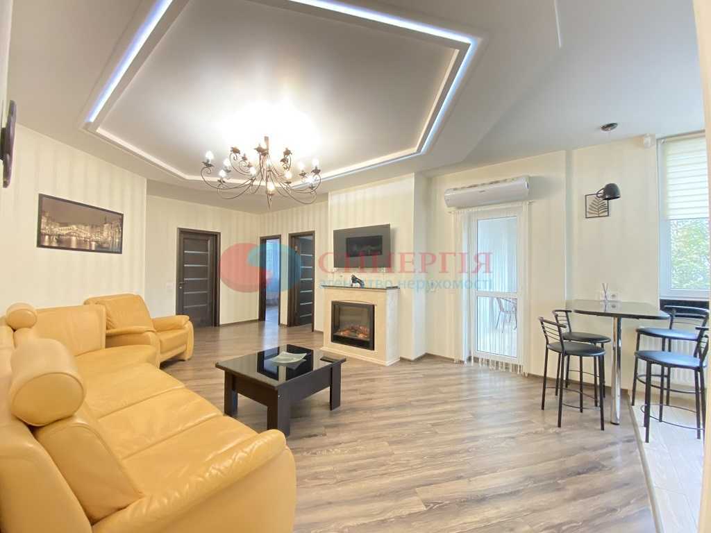 Аренда 4-комнатной квартиры 100 м², Мельникова, 51Б