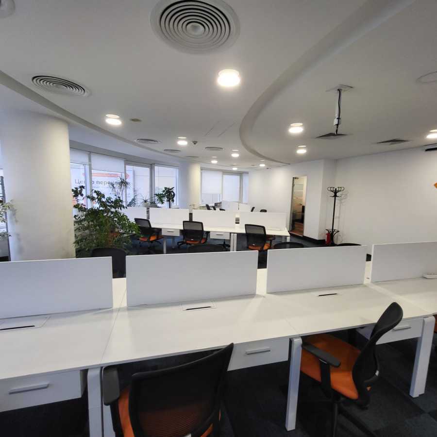 Аренда офиса 986.1 м², Евгения Сверстюка ул., 2А