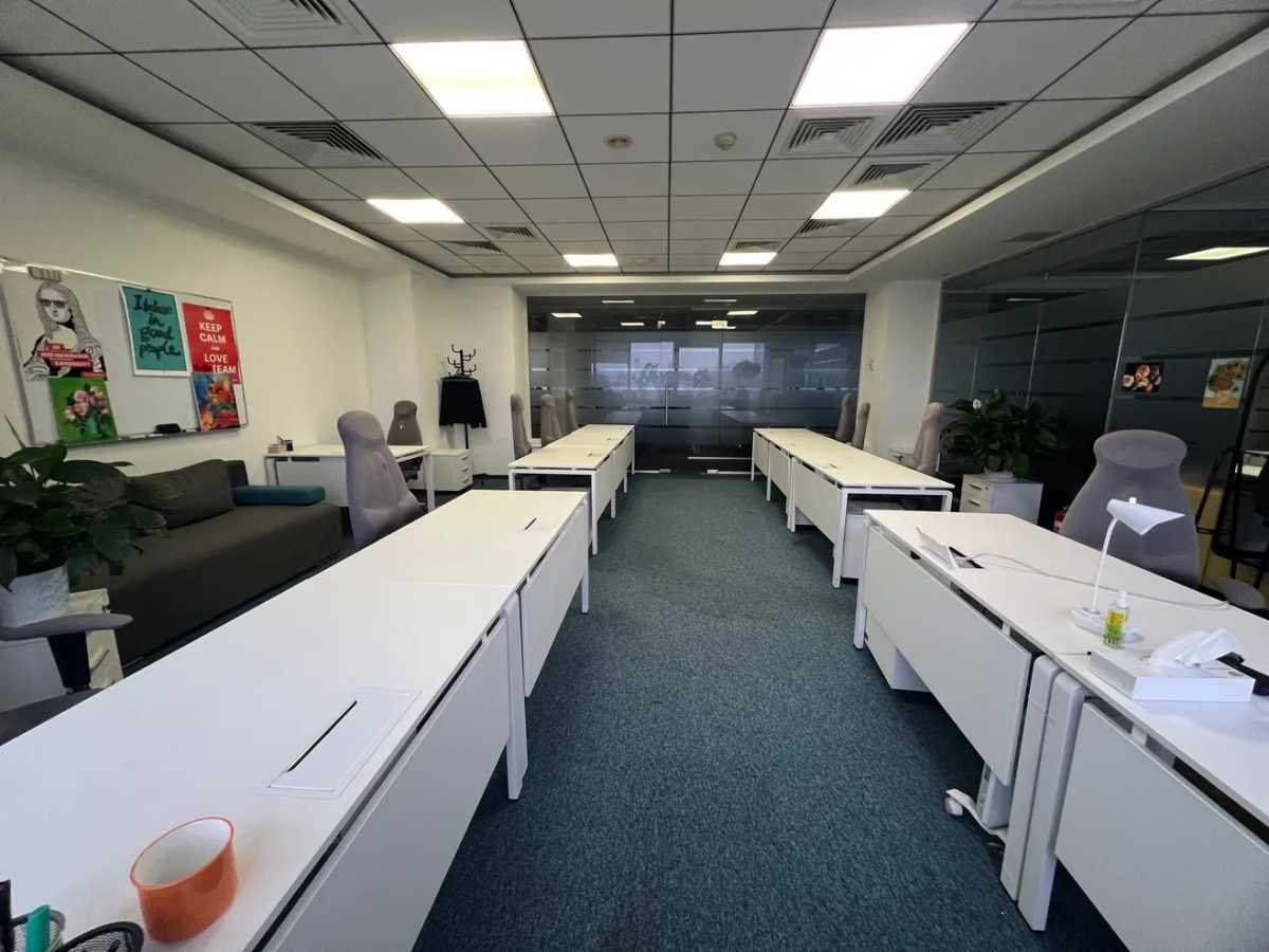 Аренда офиса 986.1 м², Евгения Сверстюка ул., 2А