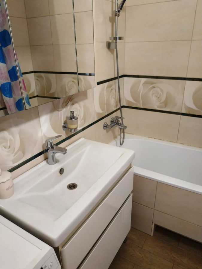 Оренда 2-кімнатної квартири 60 м², Сім'ї Кульженків вул., 35