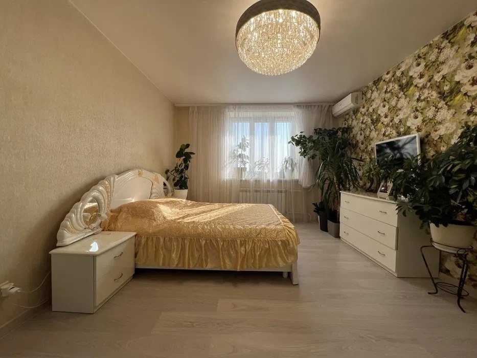 Продажа 3-комнатной квартиры 118 м², Героев Харькова просп., 128А