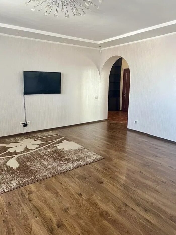Продажа 3-комнатной квартиры 118 м², Героев Харькова просп., 128А