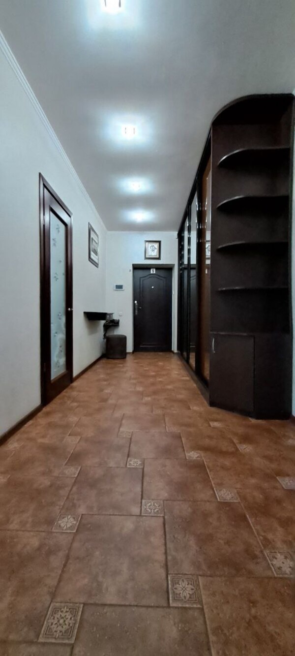 Продажа 3-комнатной квартиры 118 м², Героев Харькова просп., 128А