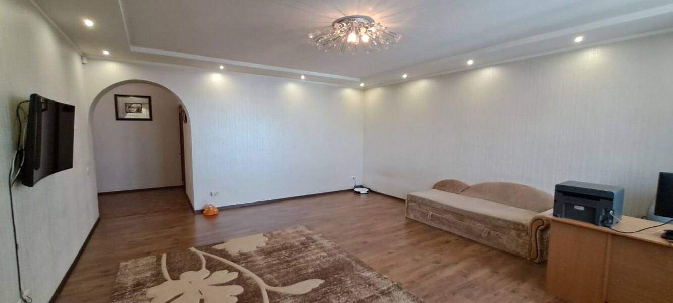 Продажа 3-комнатной квартиры 118 м², Героев Харькова просп., 128А