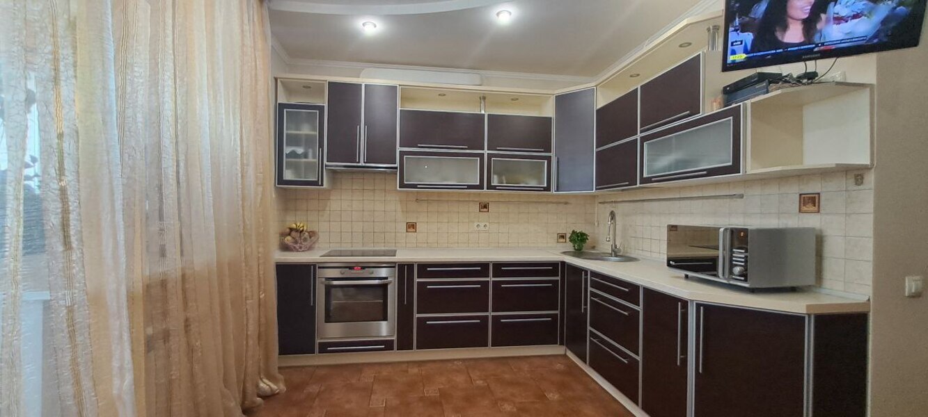 Продажа 3-комнатной квартиры 118 м², Героев Харькова просп., 128А