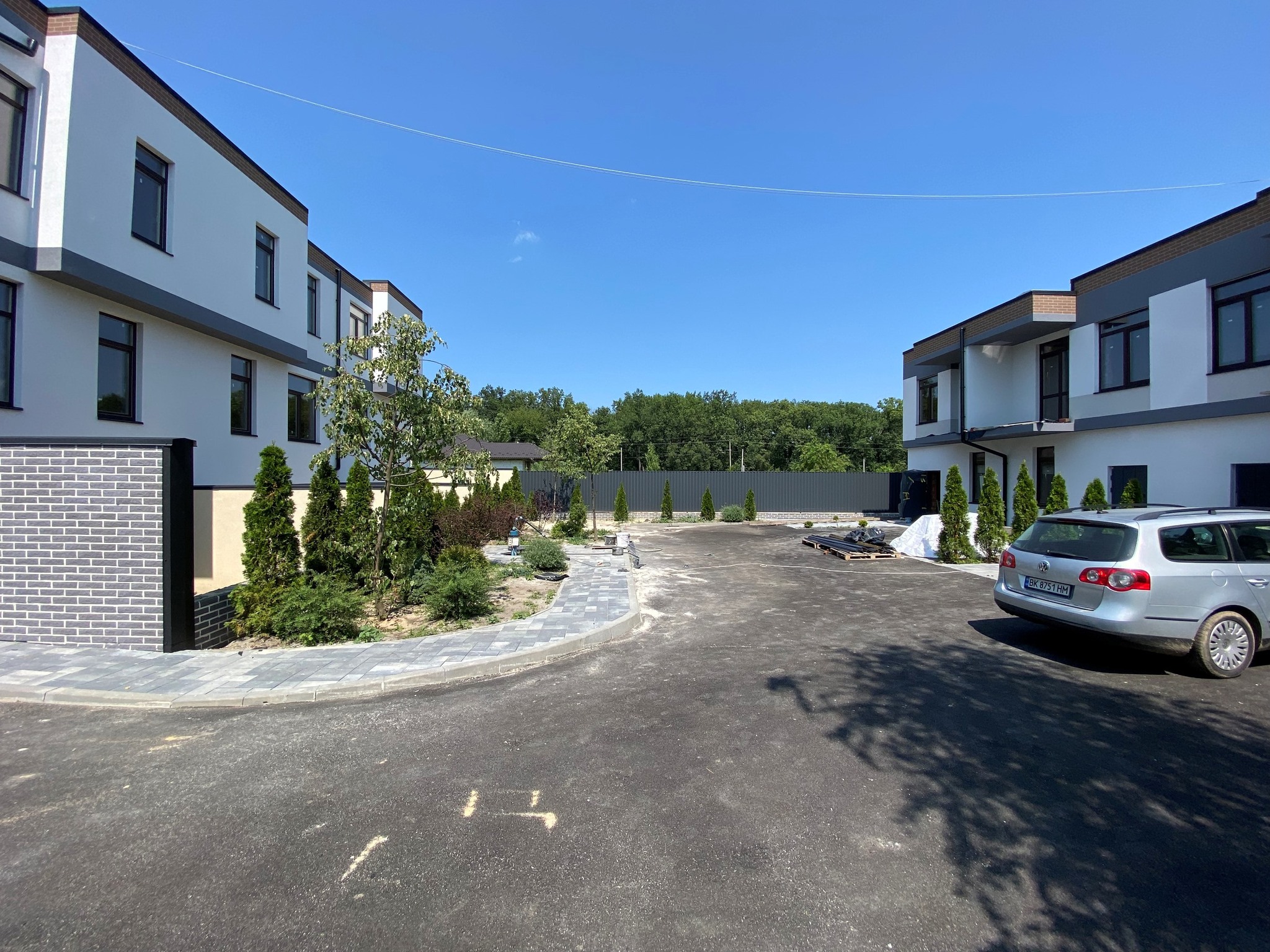 Продаж 2-кімнатної квартири 77 м², Миру вул.
