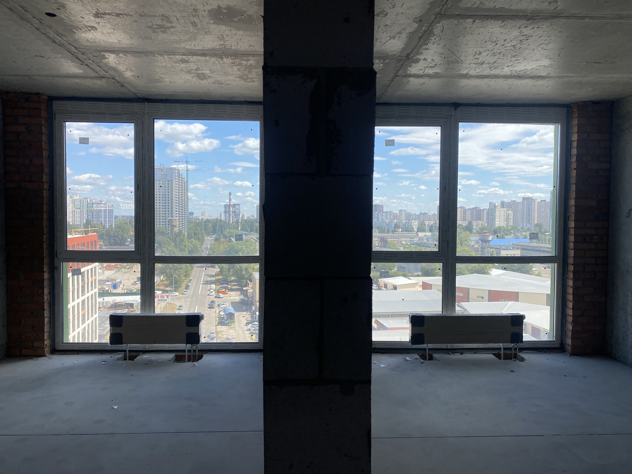 Продаж 1-кімнатної квартири 41 м², Причальна вул.