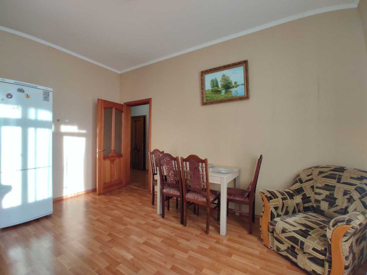Продаж 1-кімнатної квартири 52 м², Йорданська вул., 9К