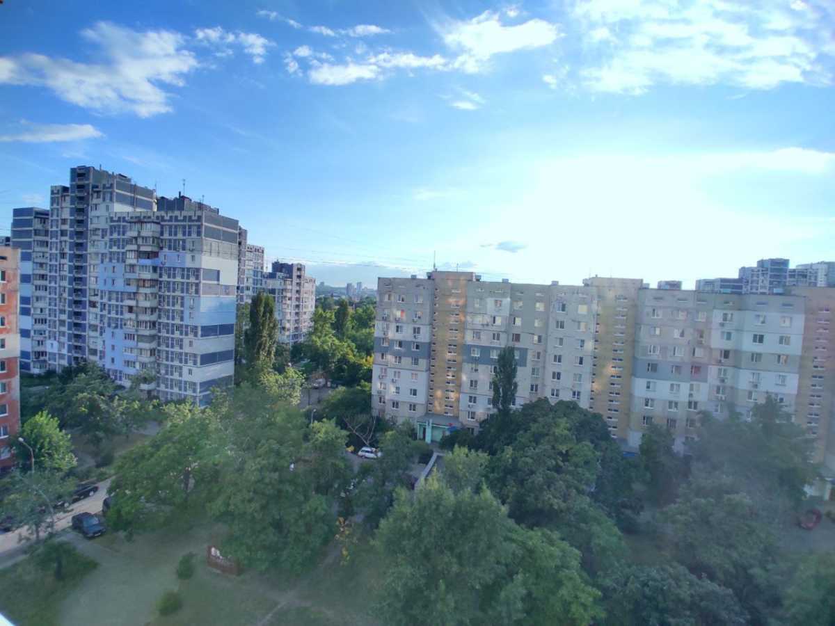 Продаж 1-кімнатної квартири 52 м², Йорданська вул., 9К