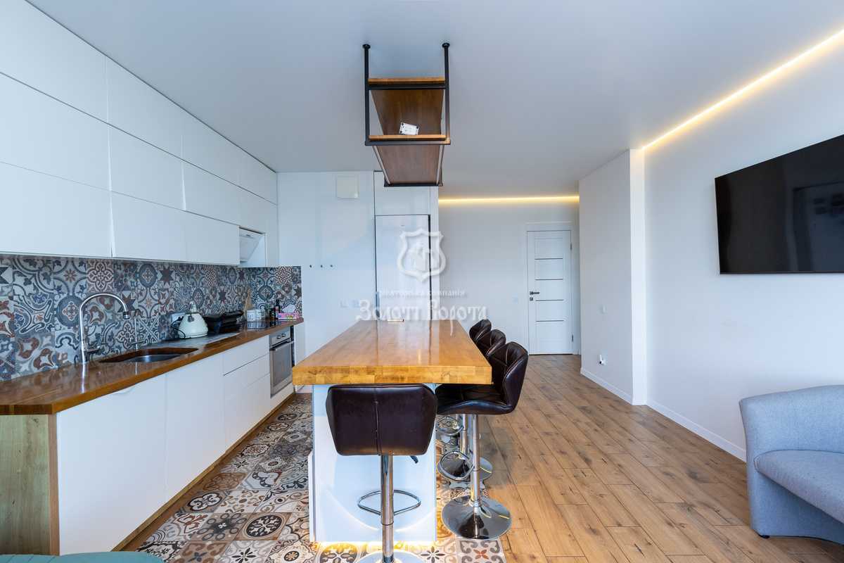 Продаж 2-кімнатної квартири 67.7 м², Євгена Сверстюка вул., 6А