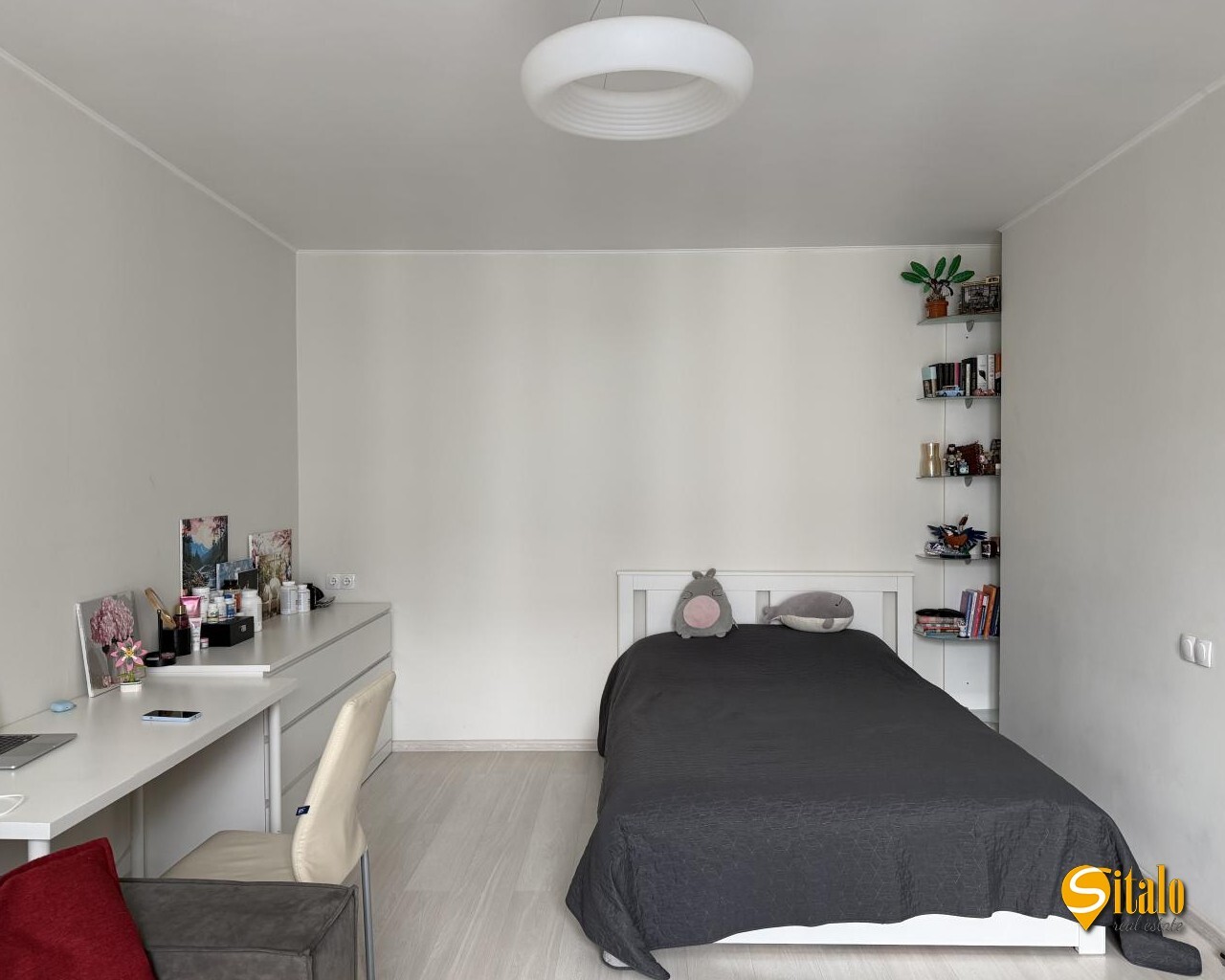 Продаж 1-кімнатної квартири 51 м², Центральна вул., 21А