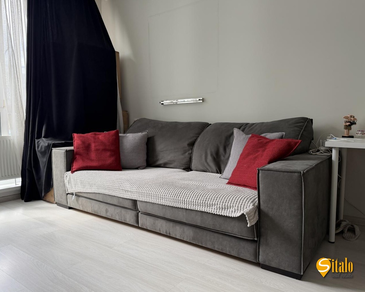 Продаж 1-кімнатної квартири 51 м², Центральна вул., 21А