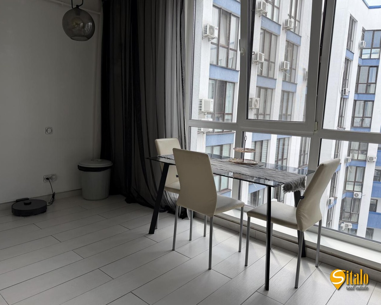 Продаж 1-кімнатної квартири 51 м², Центральна вул., 21А
