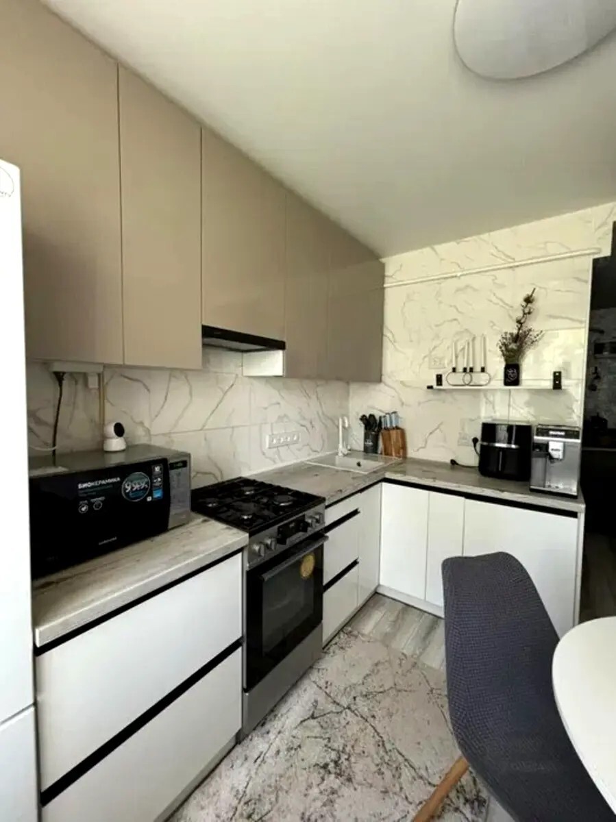 Продажа 2-комнатной квартиры 49 м², Запорожское шоссе